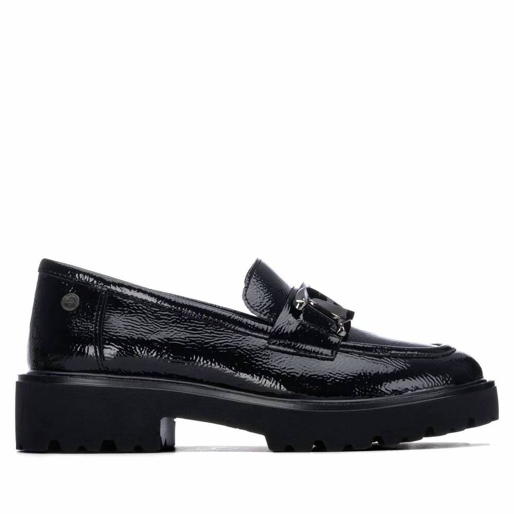 NEW XTI women's casual patent leather moccasins in black